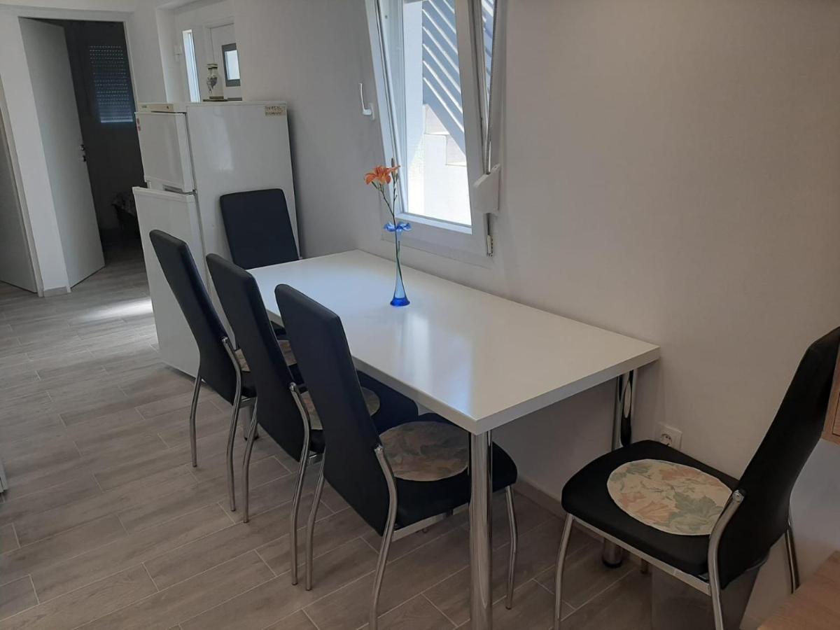 H&F Apartmani Vir Extérieur photo
