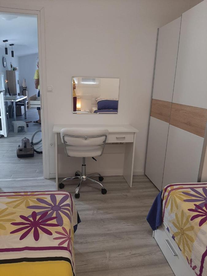 H&F Apartmani Vir Extérieur photo
